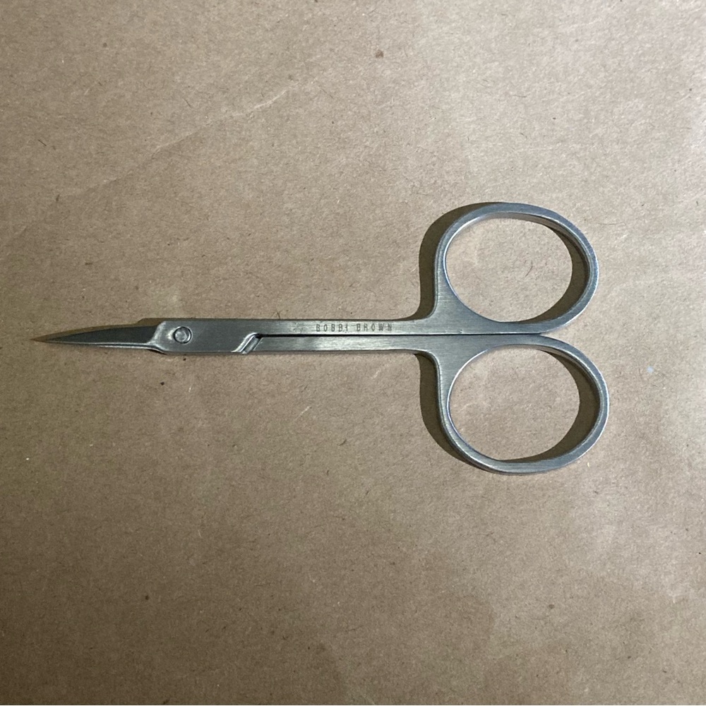 Bobbi brown scissor